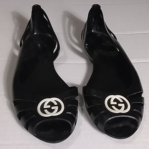 6️⃣🛑(SOLD)🛑.  GUCCI PEEP-TOE RUBBER SANDALS - Picture 2 of 8